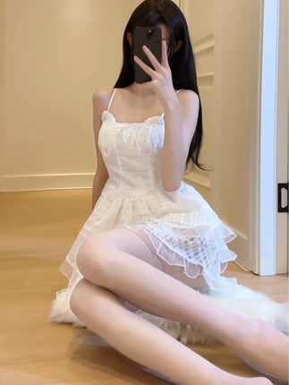 猫梨梨微密圈作品赏析，抖音上身材好的她为何不露脸？