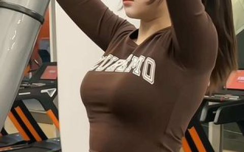 觅圈月球造梦家写真解析，她的视觉魅力展现