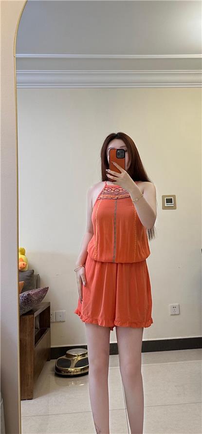 觅圈玫桃泡芙作品合集,她如何影响年轻用户?