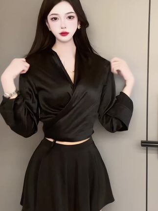 抖音网红糊涂小Y封号事件，她被封号后的直播变化