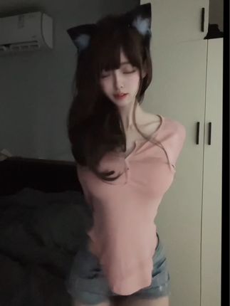 小马漫漫早期视频揭秘，回顾她的成长与变化