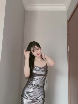 #美女舞蹈抖音热，崽崽aaa的小蛮腰舞步