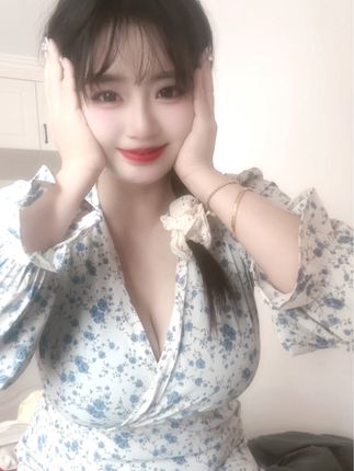 软糖熊的微密圈写真集，时尚与美丽的碰撞