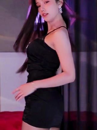 虎牙车老板加特林热舞合集,视频资源哪里能看?