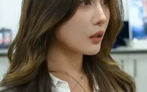 董顾冉艺术照欣赏，她的经典拍摄风格分析