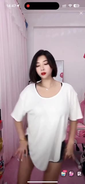 快手小奶球网红舞蹈视频,网红小奶球的经典舞蹈合集