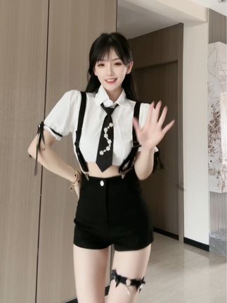 抖音@崽崽呀男友视角，专属互动体验揭秘