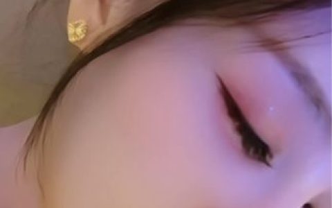 夏天的小雪的微博动态，分析她如何通过微博引领潮流