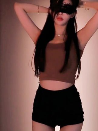 虎牙车老板上帝视角舞蹈视频,高清资源免费观看