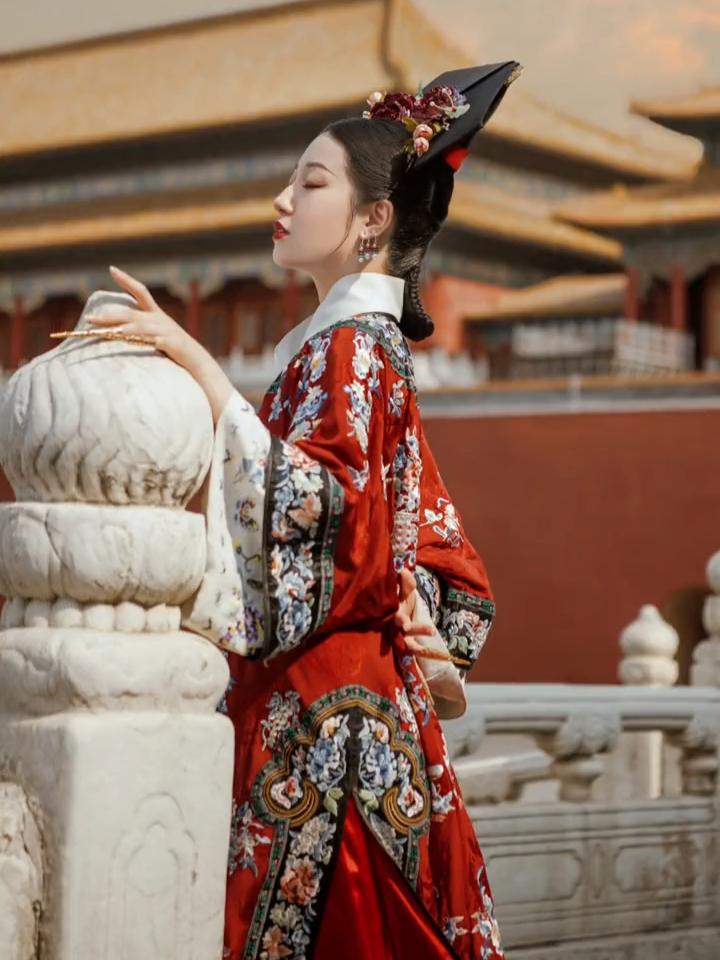 唐十七的“瓜”，娱乐圈新爆料与粉丝关注的热点