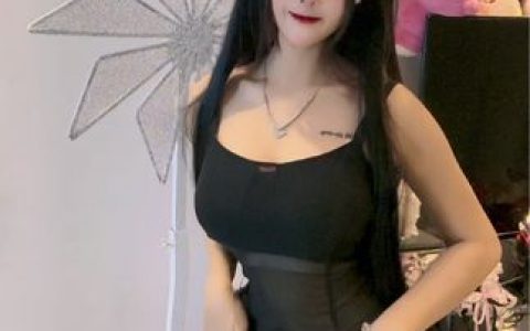 脑婆睡醒啦X时尚探讨，她如何引领潮流与时尚