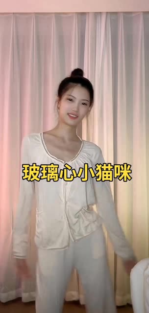 网易CC妃儿baby跳舞精彩回放，她的舞蹈为何如此引人入胜？