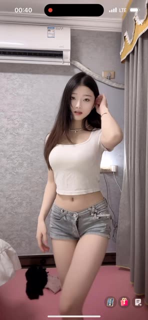 网易CC星莱铛铛私人订制内容解析，她的专属作品如何获取？