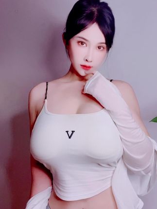 网易CC白妖妖私人订制舞蹈解析,她的舞蹈为何如此迷人?