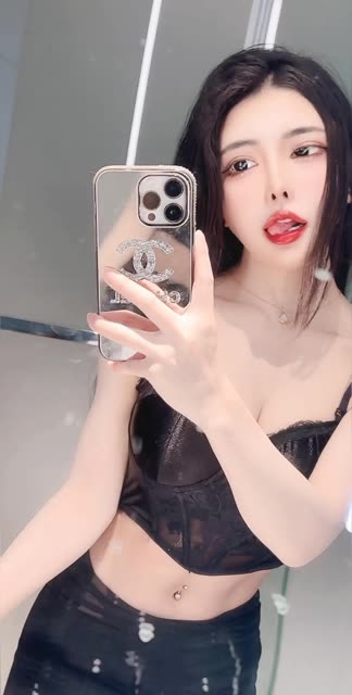 雪儿Baby粉嫩护士装舞蹈,角色扮演的魅力展示