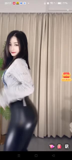 CC雪梨定制热舞完整版，她如何展现极致的舞蹈表演？