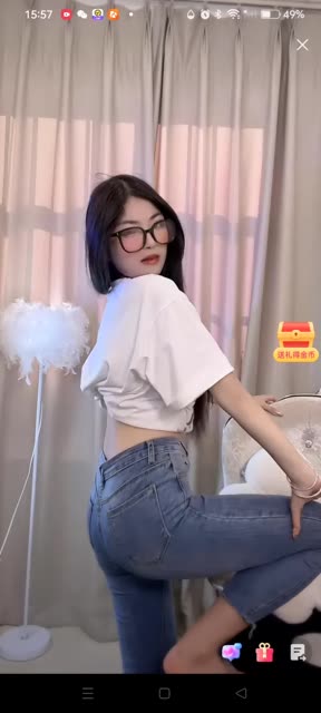 CC雪梨直播间热舞视频精选,她如何用舞蹈征服观众?