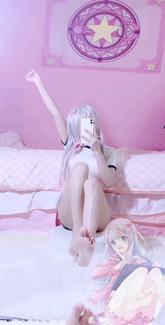 CC桃诗诗跳舞高能片段集锦,看她如何在每个片段中爆发舞蹈魅力