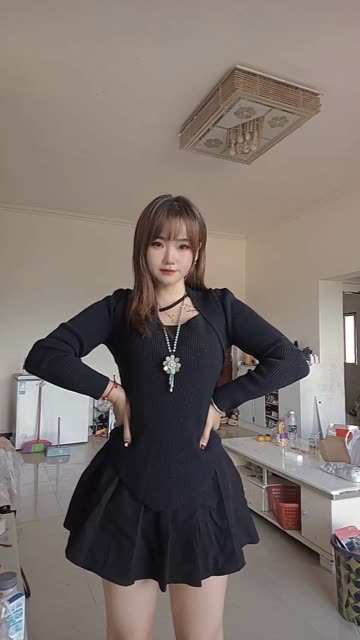 网易CC小微微定制舞蹈视频回放，如何回放和欣赏她的精彩表演