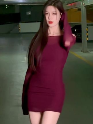 CC小微微的直播互动技巧，她如何与粉丝建立紧密联系