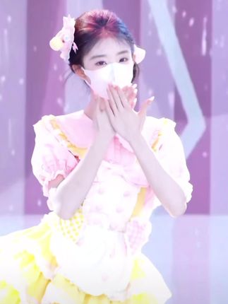 CC奈小喵最新作品合集,她的近期精彩表现