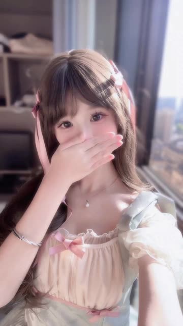 CC桃诗诗最新舞蹈视频合集,观看她最新发布的精彩舞蹈视频