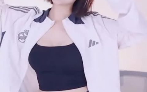 cC可可可宝儿直播间揭秘，主播舞蹈背后的心酸故事