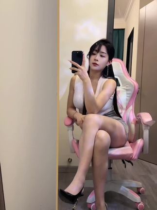 琳lin的微博账号,如何关注她的动态?