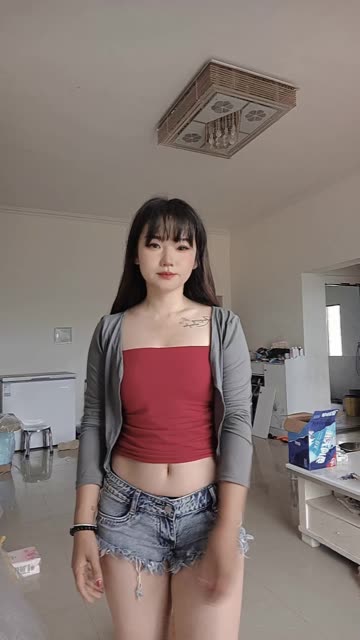 网易CC小微微定制舞蹈视频回放，如何回放和欣赏她的精彩表演