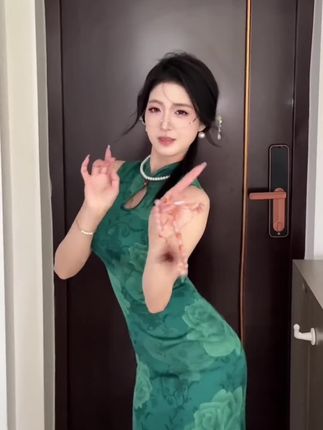 果果超硅塞呀跳舞合集推荐，12月直播亮点解析