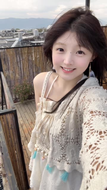 桃诗诗最新定制舞蹈视频，探索她为粉丝定制的最新舞蹈视频内容