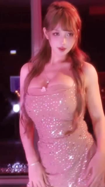 网易CC蜡笔小丸子群内舞蹈视频,如何找到正版资源?