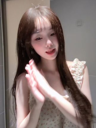 网易CC灰灰娜私人订制服务，如何预约她的专属表演