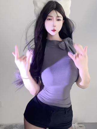 CC奶尤微博最新动态，掌握她的最新消息