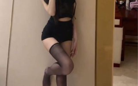 CC果果超哇塞呀邻家妹妹舞蹈合集，从甜美到性感的双面魅力