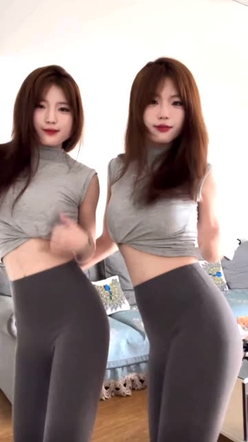 CC欣彤定制舞蹈的文化影响舞蹈不仅是表演，欣彤定制舞蹈的文化价值