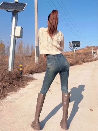 网易CC主播小果热舞合集分享，如何找到她的绝版视频？