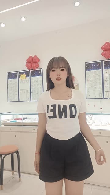 CC小微微直播中的最佳舞蹈瞬间,精选她直播中的精彩片段