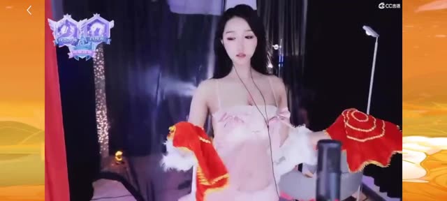 CC短腿微宁牛仔裤舞蹈时尚舞蹈搭配,牛仔裤热舞为何火爆?