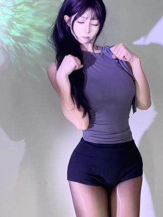 CC奶尤微博最新动态，掌握她的最新消息