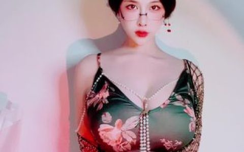 白妖妖至尊版舞蹈合集，网易CC定制视频如何下载？