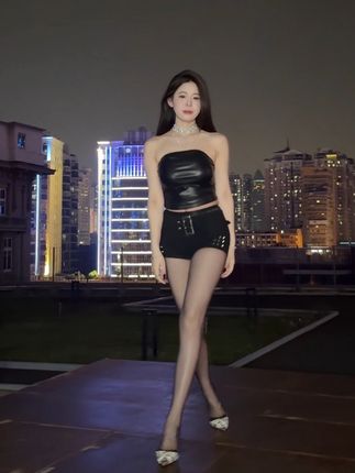 网易CC小微微最新直播视频集锦，不容错过的直播精彩瞬间