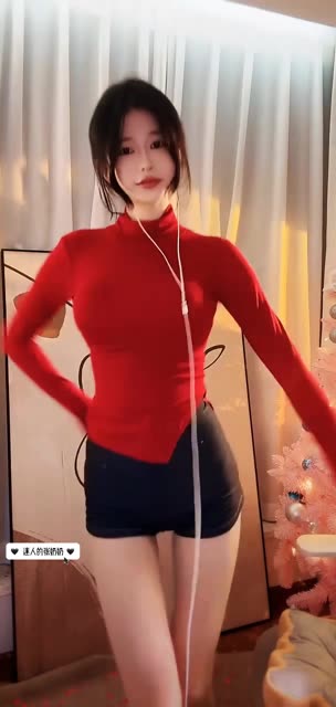 檬酱BIU跳舞背后的故事，她如何成为焦点？