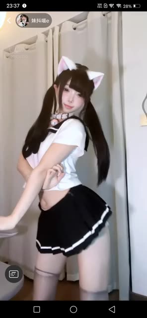 网易CC耶耶跳舞视频全集,如何欣赏她的经典表演?