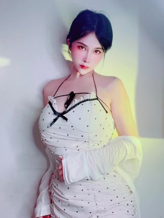 网易CC白妖妖私人订制舞蹈解析,她的舞蹈为何如此迷人?