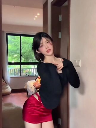 网易CC果果超哇塞呀族系定制舞蹈,土豪们为何争相支持?