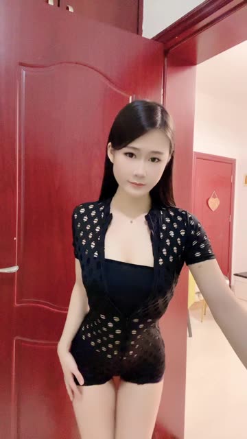 CT少女早期视频合集初期舞蹈作品,视频对比演变历程