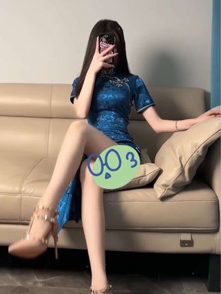 果果超哇塞呀红色战衣舞蹈视频,粉丝为何对这一造型赞不绝口?