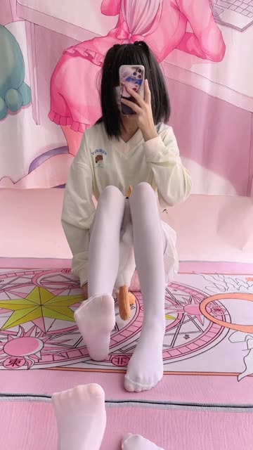 桃诗诗最新定制舞蹈视频，探索她为粉丝定制的最新舞蹈视频内容