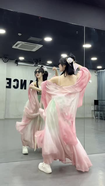 网易CC椰羊妹妹定制舞蹈全集,高清画质尽享